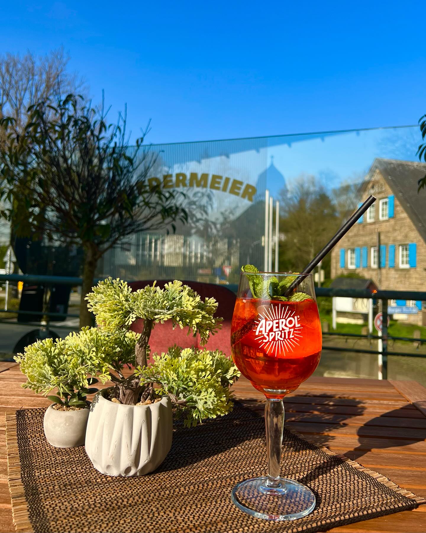 Tische mit Stil und Eleganz